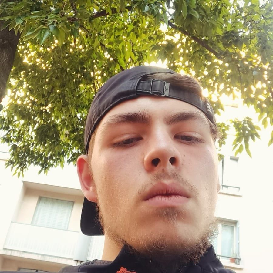 Profil de Elhad